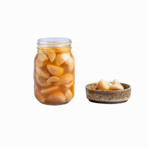 fermented garlic (fermentləşdirilmiş sarımsaq)